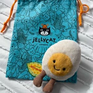 Jellycat 2019 Amuseable Egg
